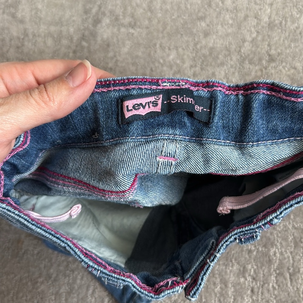 Levi’s Blue Jeans Size 3T Skimmer Capri Embroidered Hearts Toddler Girl - Picture 7 of 8